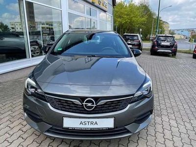 Grau Gebraucht 2021 Opel Astra Edition Kombi | 17.600 € (Fairer Preis)