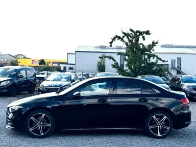 Gebraucht Mercedes A180 AMG line 136 PS (100 kW) 2021 Schwarz Limousine