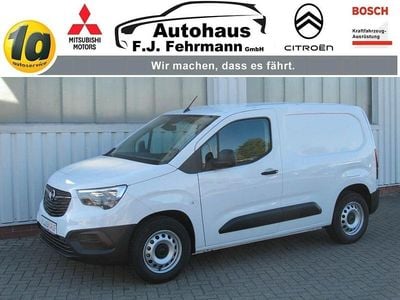 Usata Opel Combo-e Life 100 kW (136 CV) 2024 Bianco Monovolume