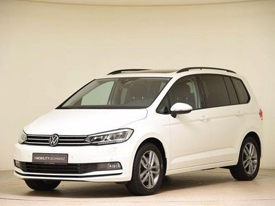 Weiß Gebraucht 2024 VW Touran Comfortline Van / Kleinbus | 30.960 € (Fairer Preis)
