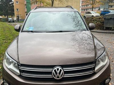 Gebraucht VW Tiguan 160 PS (117 kW) 2012 Braun SUV