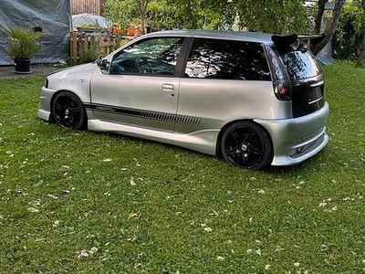 Silber Gebraucht 1998 Fiat Punto Kleinwagen | 2.999 €