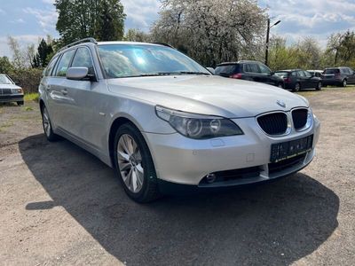 gebraucht BMW 525 525 Baureihe 5Touring i Navi/Xenon/Leder/Pano