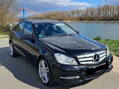 Mercedes C200