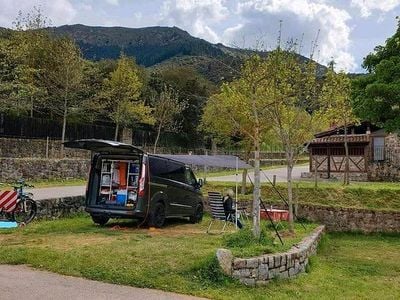 Usata Ford Tourneo 170 CV (125 kW) 2017 Grigio Monovolume