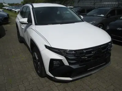 Neu Hyundai Tucson Trend 160 PS (117 kW) 2025 Weiss SUV
