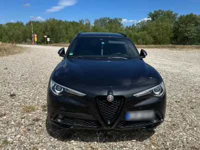 Gebraucht Alfa Romeo Stelvio Veloce 209 PS (153 kW) 2020 Schwarz SUV