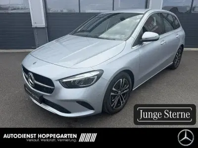 Gebraucht Mercedes B180 136 PS (100 kW) 2025 Hightechsilber Kleinwagen
