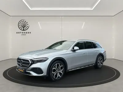 Gebraucht Mercedes E450 Avantgarde 367 PS (269 kW) 2024 Silber Kombi
