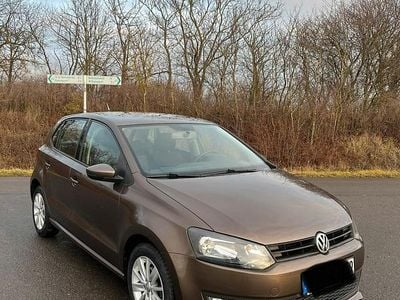 Gebraucht VW Polo 75 PS (55 kW) 2013 Braun Kleinwagen