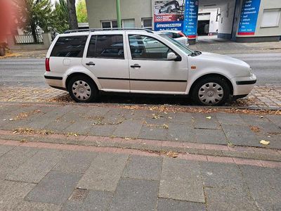 VW Golf IV