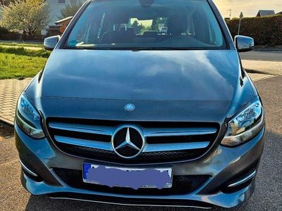 Mercedes B180