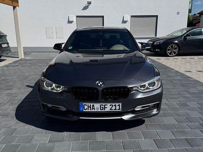 Gebraucht BMW 320 184 PS (135 kW) 2012 Grau Limousine