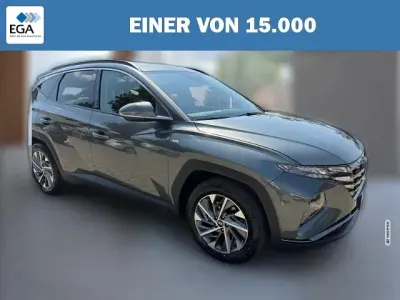 Gebraucht Hyundai Tucson Trend 150 PS (110 kW) 2022 Grau metallic SUV