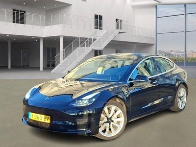 Second-hand Tesla Model 3 Standard Range 225 kW (306 CP) 2020 Negru Berlinǎ
