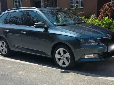 Gebraucht Skoda Fabia Drive 90 PS (66 kW) 2017 Grau Kombi