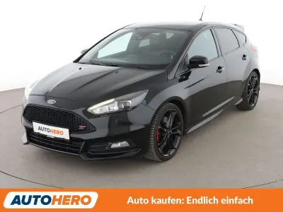 Gebraucht Ford Focus ST 250 PS (183 kW) 2017 Schwarz Limousine