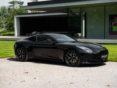 Gebraucht Aston Martin V8 680 PS (500 kW) 2025 Schwarz Coupé