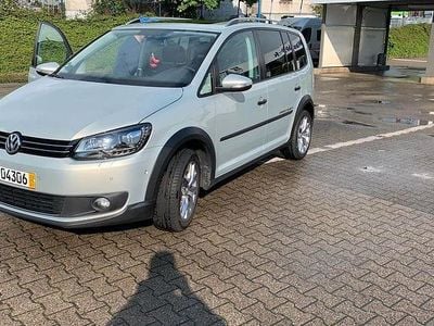 Gebraucht VW Touran 177 PS (130 kW) 2015 Silber Van / Kleinbus