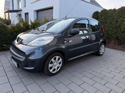 Usata Peugeot 107 Filou 68 CV (50 kW) 2010 Nero Utilitaria