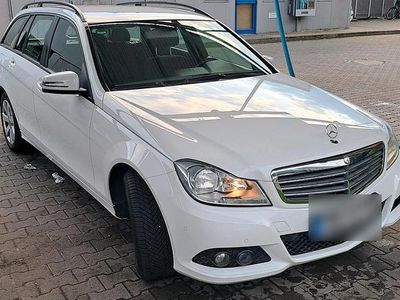 Gebraucht Mercedes C220 170 PS (125 kW) 2012 Weiß Kombi
