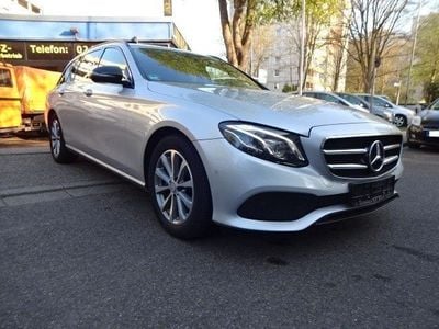 Mercedes E220