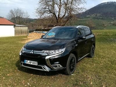 Mitsubishi Outlander P-HEV
