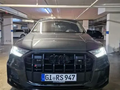 Gebraucht Audi SQ7 Sport 507 PS (372 kW) 2024 Grau SUV