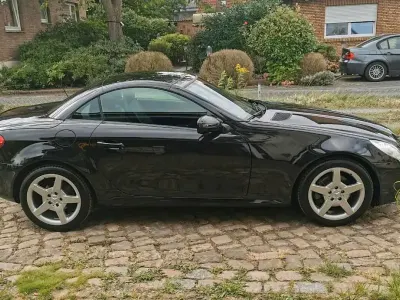Second-hand Mercedes SLK200