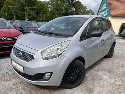 Używany Kia Venga 90 KM (66 kW) 2010 Srebrny Hatchback