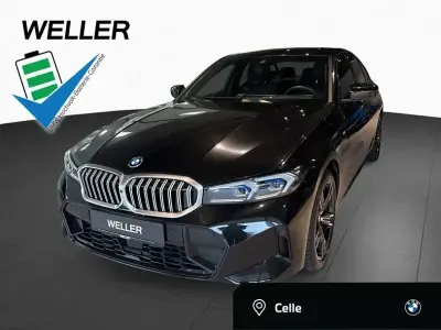 Gebraucht BMW 330e M Sport 292 PS (214 kW) 2025 Black sapphire (schwarz) Limousine