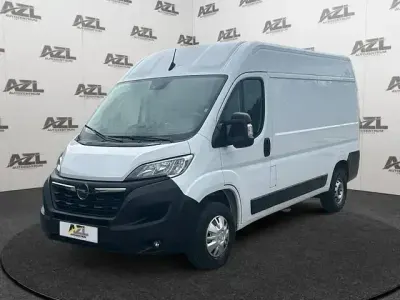 Używany Opel Movano Edition 140 KM (102 kW) 2021 Biały Van
