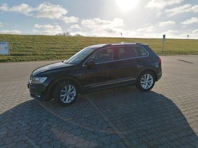 Schwarz Gebraucht 2019 VW Tiguan Highline SUV | 21.800 € (Fairer Preis)