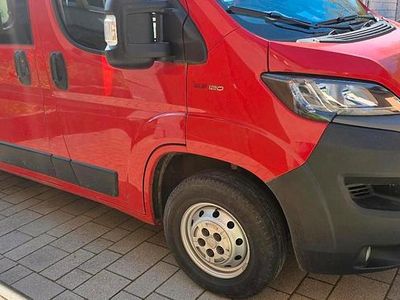Second-hand Fiat Ducato 120 CP (88 kW) 2019 Roșu Van