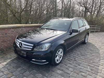 Usata Mercedes C220 170 CV (125 kW) 2013 Nero Station wagon