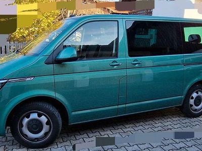 Grün Gebraucht 2022 VW T6.1 Comfortline Van | 52.500 € (Guter Preis)