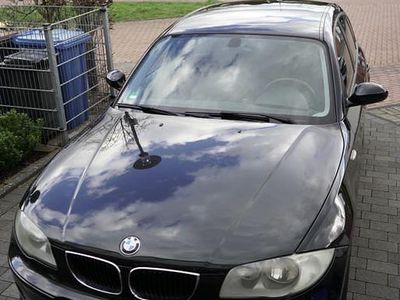 Gebraucht BMW 116 122 PS (89 kW) 2007 Schwarz Kleinwagen