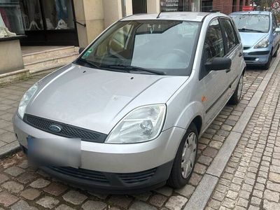 gebraucht Ford Fiesta 