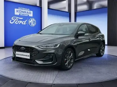 Gebraucht Ford Focus ST-Line 125 PS (91 kW) 2022 Grau Limousine