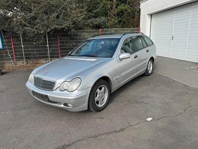 Usata Mercedes C180 129 CV (94 kW) 2001 Argento Station wagon
