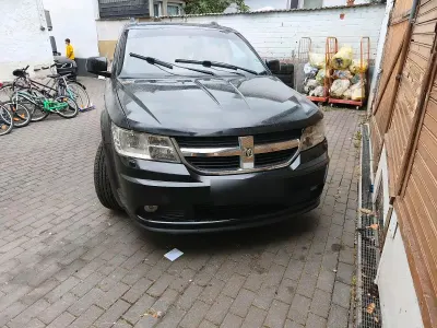 Gebraucht Dodge Journey 141 PS (103 kW) 2010 Schwarz SUV