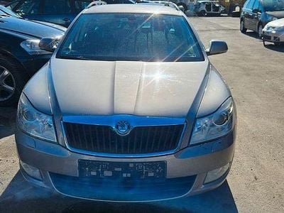 Gebraucht Skoda Octavia Best of 140 PS (102 kW) 2012 Silber Kombi