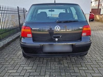 Gebraucht VW Golf IV 101 PS (74 kW) 2000 Schwarz Kleinwagen