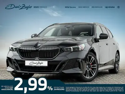 Gebraucht BMW 520 M Sport 197 PS (144 kW) 2025 Saphirschwarzmetallic Limousine