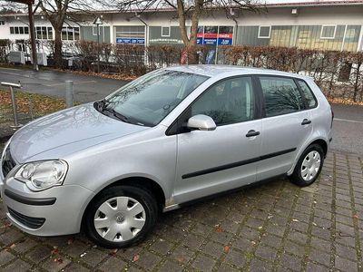 Silber Gebraucht 2005 VW Polo Comfortline Limousine | 2.600 € (Teuer)