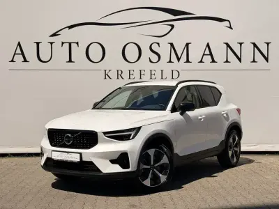 Gebraucht Volvo XC40 Plus 163 PS (119 kW) 2025 Weiß SUV