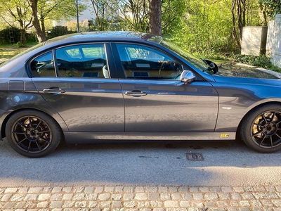 Usata BMW 330 Performance 258 CV (189 kW) 2006 Grigio Berlina