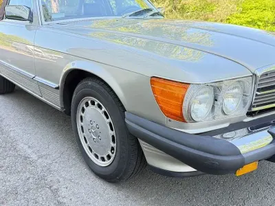 Gebraucht Mercedes 560 231 PS (169 kW) 1986 Beige Cabrio