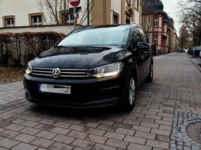 Gebraucht VW Touran Comfortline 150 PS (110 kW) 2016 Schwarz Van / Kleinbus