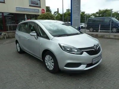 Gebraucht Opel Zafira Tourer Edition 120 PS (88 kW) 2017 Silber Van / Kleinbus